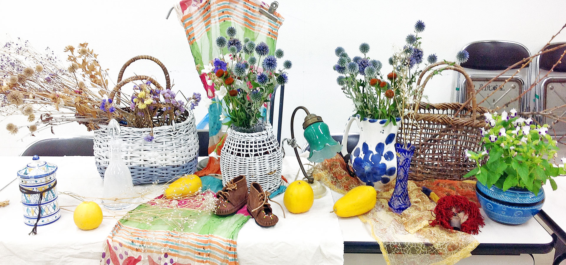 �������